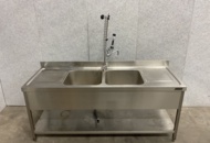 1406584 Stainless steel bench with shower head
