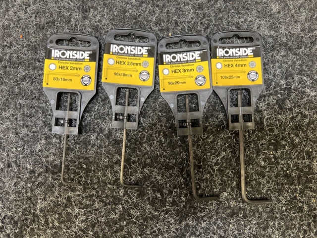 1440936-5 About 95 Allen keys Ironside 2-4 mm