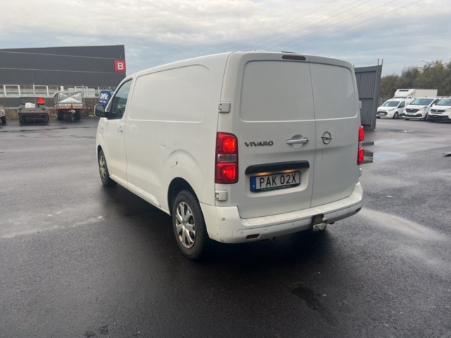1351350-7 Skåpbil Opel Vivaro IP 2.0 Automatisk, 122hk -2020