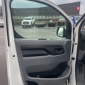 1351350-32 Skåpbil Opel Vivaro IP 2.0 Automatisk, 122hk -2020