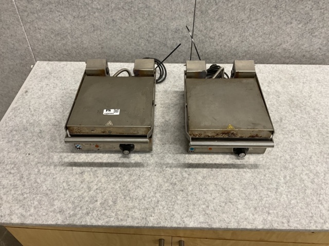 1406595-4 Klämgrillar 2 st - FKI