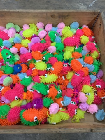 1442904-2 Sortiment med blinkande leksaker