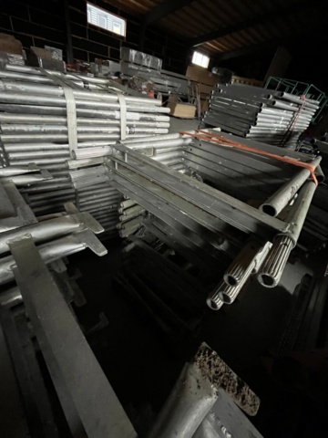 1421624-8 Monzon stor byggställning inkl tillbehör