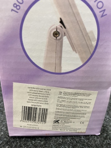 1443032-4 LED Sminkpegel med sidospeglar