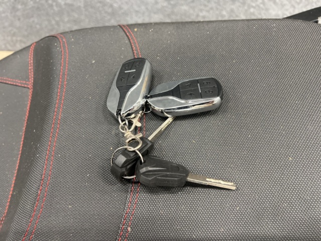 1443075-13 Elmoped - 2000W Svart