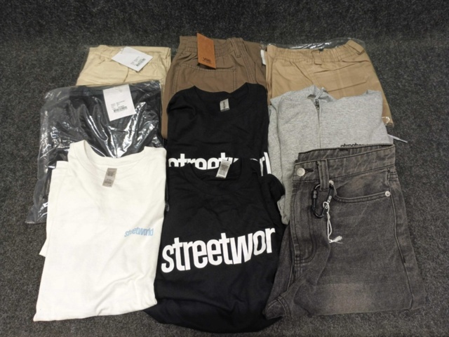 1441133-1 9 st Klädesplagg, Strl S