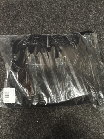 1441136-3 9 st Klädesplagg, Strl S