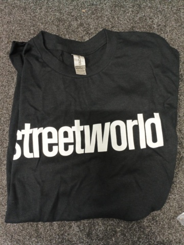 1441137-5 9 st Klädesplagg, Strl S