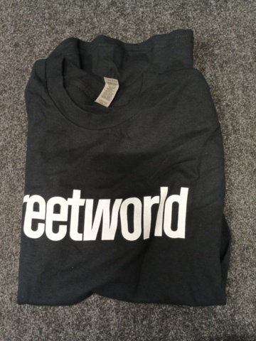 1441137-7 9 st Klädesplagg, Strl S