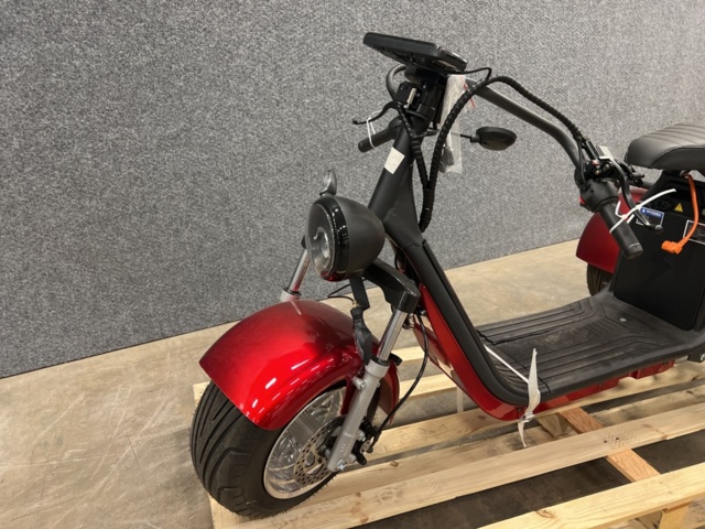 1443078-6 Elscooter Trehjuling - Röd 2000W