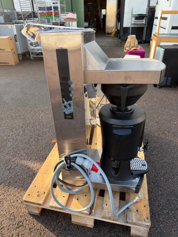 1443185-2 Kaffemaskin - Queen Tower
