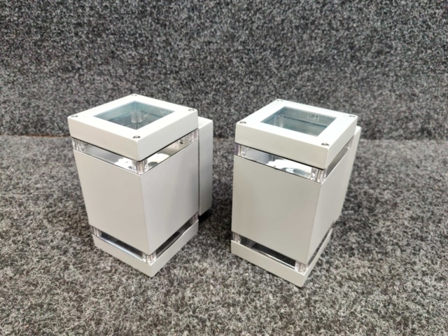 1443447-3 2 pcs Wall luminaires Lightab Stela Square Up and Downlight IP44 Silver