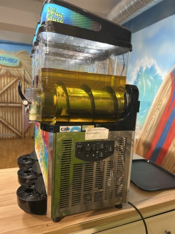 1427462-4 Slushmaskin med 3 behållare - New Faby 3 -2022