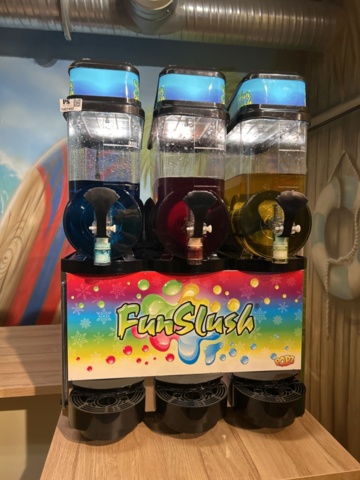 1427462-1 Slushmaskin med 3 behållare - New Faby 3 -2022