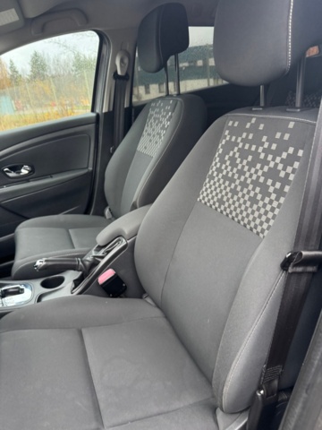 1199622-21 Renault Mégane Grandtour 1.5 dCi EDC, 110hk, 2013 (Reparationsobjekt)