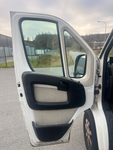 1431190-23 Skåpbil Peugeot Boxer Chassi Cab 335 2.0 BlueHDi Manuell, 131hk -2019