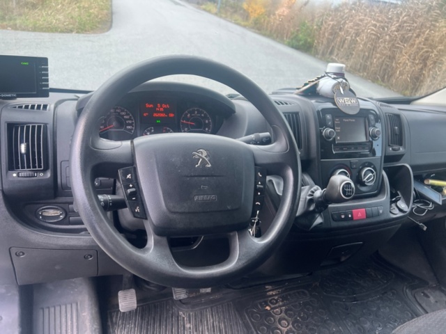 1431190-26 Skåpbil Peugeot Boxer Chassi Cab 335 2.0 BlueHDi Manuell, 131hk -2019