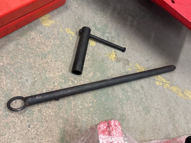 1409329-7 Lyftbord, saxlyft och depåstöd - Pela