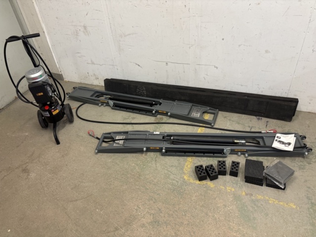 1409330-1 Portabel saxlyft 2500 kg - Pela Tools - 2023