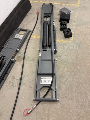 1409330-3 Portabel saxlyft 2500 kg - Pela Tools - 2023