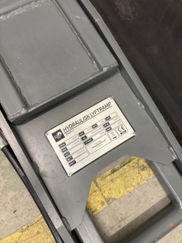 1409330-6 Portabel saxlyft 2500 kg - Pela Tools - 2023