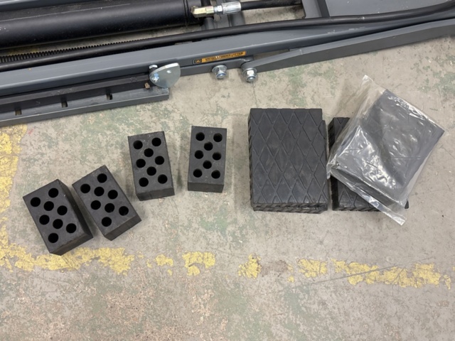 1409330-15 Portabel saxlyft 2500 kg - Pela Tools - 2023