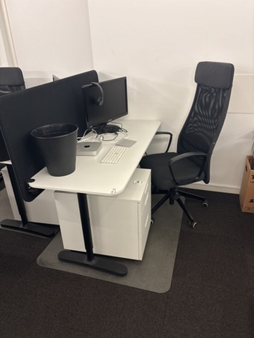 1408625-1 Mac computer + screen + Office group