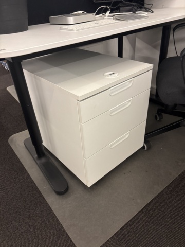 1408625-3 Mac computer + screen + Office group