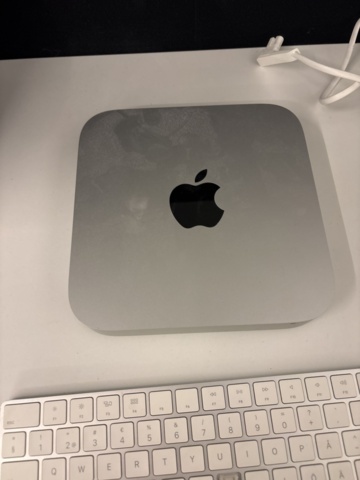 1408625-7 Mac computer + screen + Office group