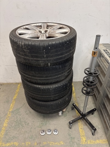 1409332-2 Sommardäck på 20"-alufälg x4  - Michelin Pilot Sport 4 255/35R20