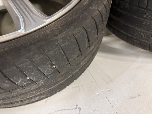 1409332-6 Sommardäck på 20"-alufälg x4  - Michelin Pilot Sport 4 255/35R20
