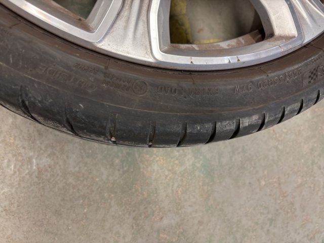 1409332-10 Sommardäck på 20"-alufälg x4  - Michelin Pilot Sport 4 255/35R20