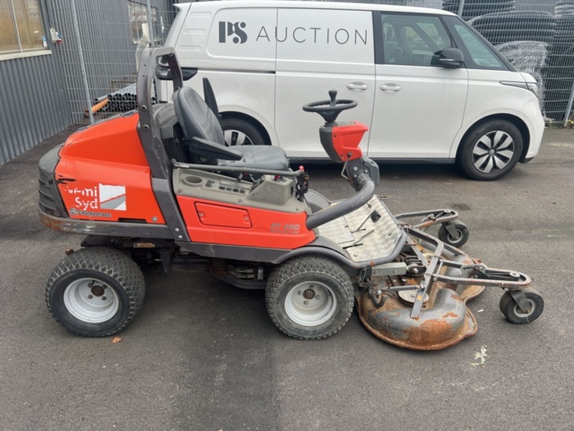 1420054-5 Åkgräsklippare - PT 26D Commercial (Reparationsobjekt)