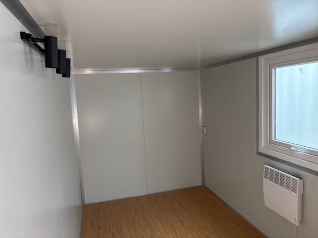 1444259-10 Boendecontainer – 40’ HC med 2 studiolägenheter (oanvänd)