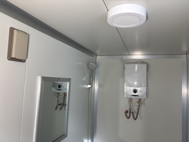 1444259-23 Boendecontainer – 40’ HC med 2 studiolägenheter (oanvänd)