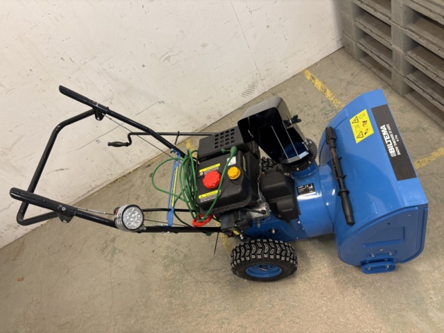 1409343-2 Snowblower - Biltema ST 6502