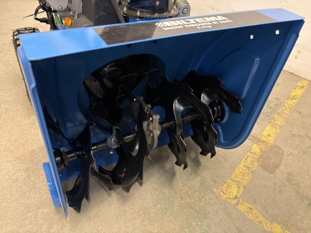 1409343-4 Snowblower - Biltema ST 6502