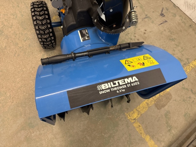 1409343-5 Snowblower - Biltema ST 6502