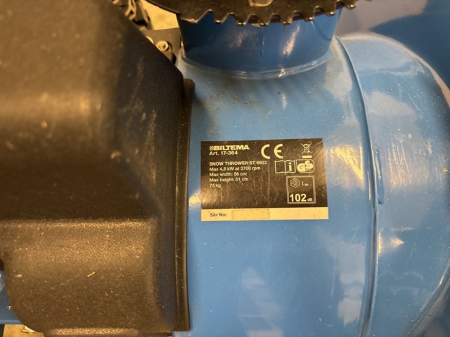 1409343-9 Snowblower - Biltema ST 6502