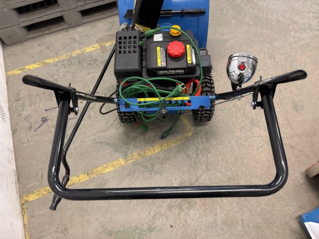 1409343-11 Snowblower - Biltema ST 6502