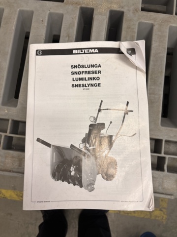 1409343-14 Snowblower - Biltema ST 6502