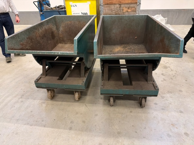 1443552-1 Tipping container, 2 pcs.