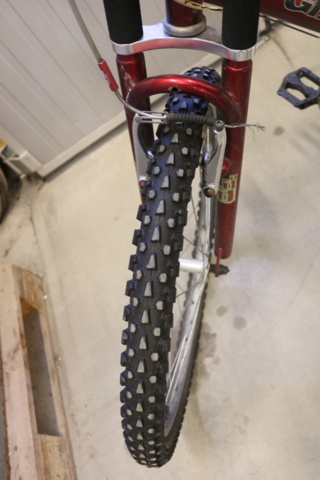 1416696-22 2 st Cyklar (Reparationsobjekt)