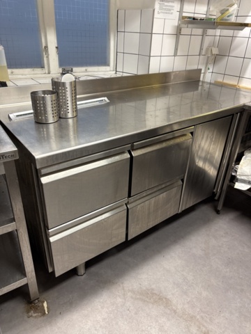 1373042-3 Stainless steel restaurant counter and workstation, Coreco refrigerated counter