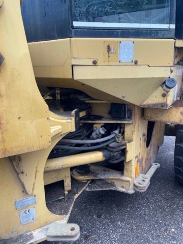 1405376-29 Hjullastare - Caterpillar IT28G