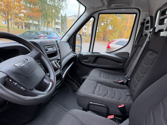 1432184-47 Iveco Daily 35-130 Chassi Cab 2.3 JTD Hi-Matic, 126hk, 2016