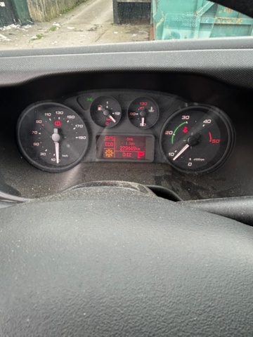 1432184-62 Iveco Daily 35-130 Chassi Cab 2.3 JTD Hi-Matic, 126hk, 2016