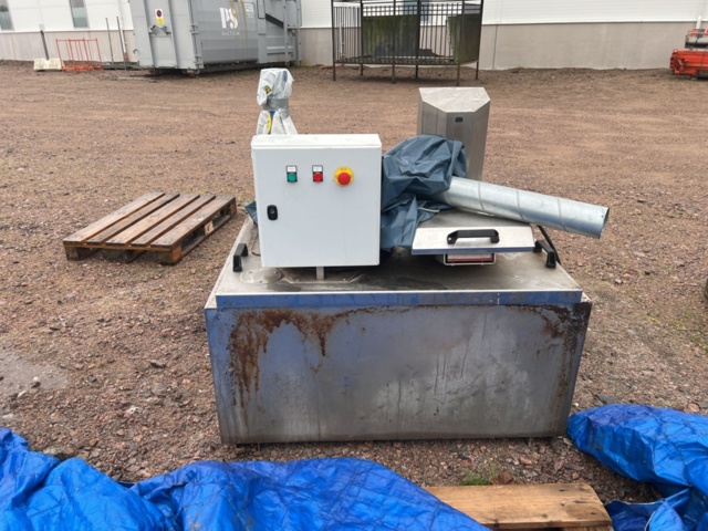 1444485-3 Food waste disposer