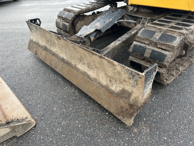 1423471-26 Bandgrävare med tiltrotator och planeringsskopa - CAT 307,5 -2021