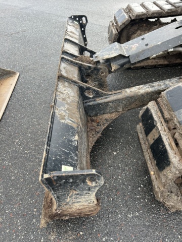 1423471-27 Bandgrävare med tiltrotator och planeringsskopa - CAT 307,5 -2021